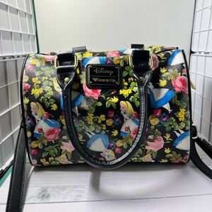 Disney Loungefly Alice in Wonderland Purse and wallet set